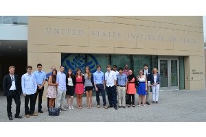 Community of Scholars students at USIP in 2012